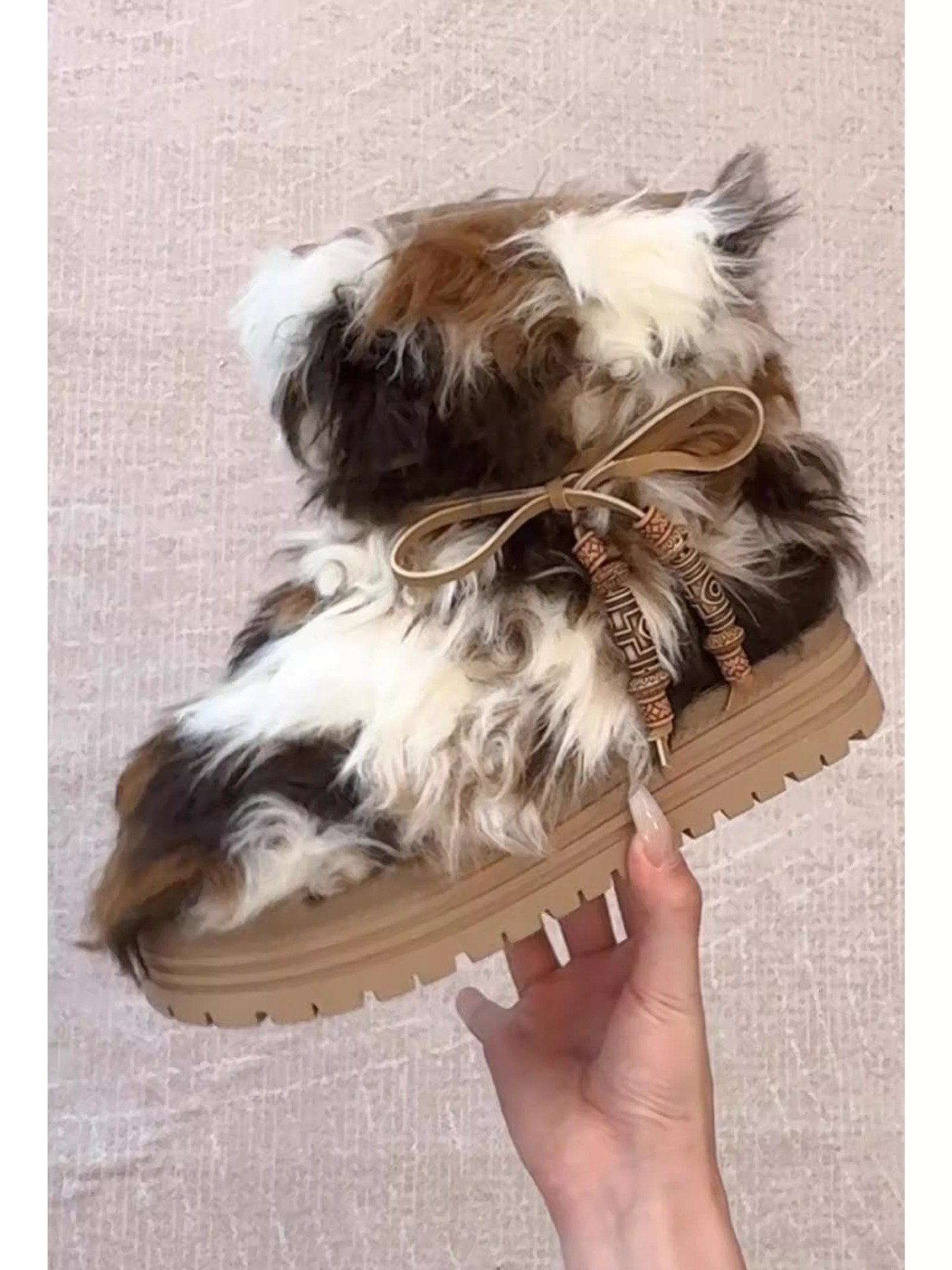 Warm fleece ethnic style furry short boots